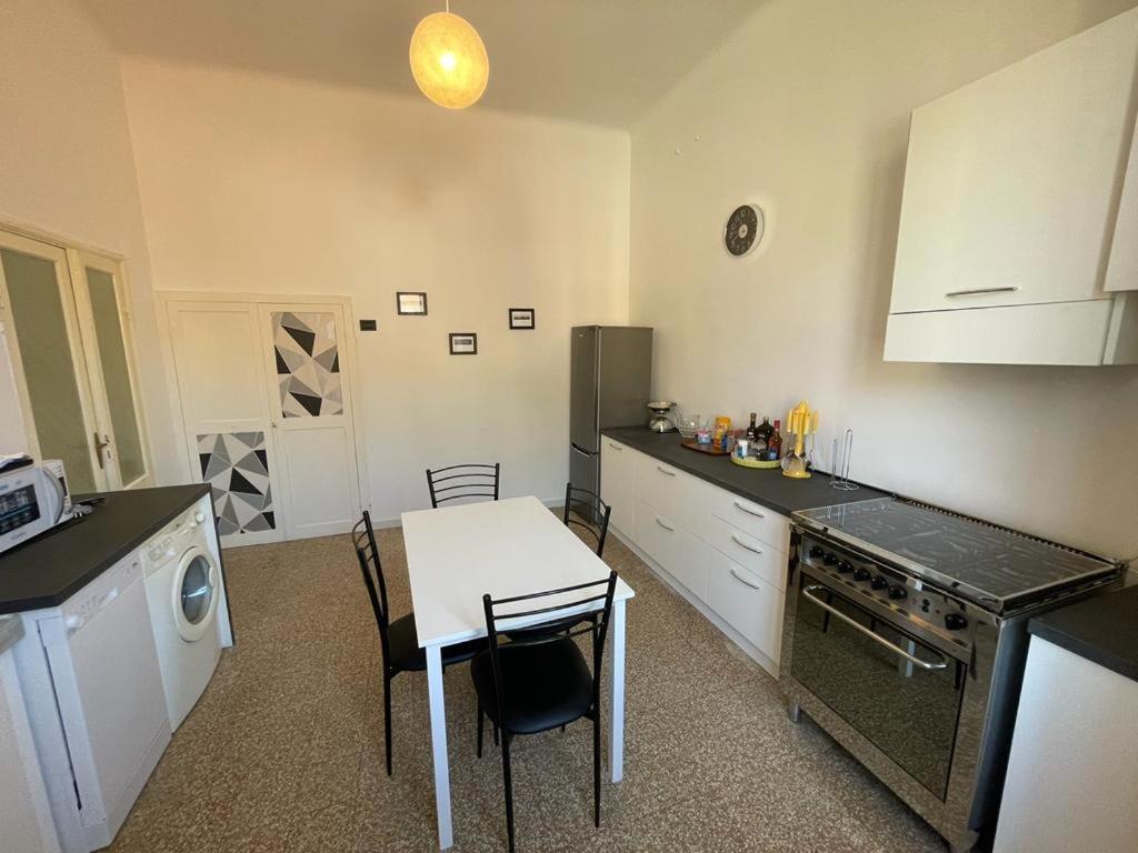 Big Wave Apartment - Levanto, 5 Terre ภายนอก รูปภาพ